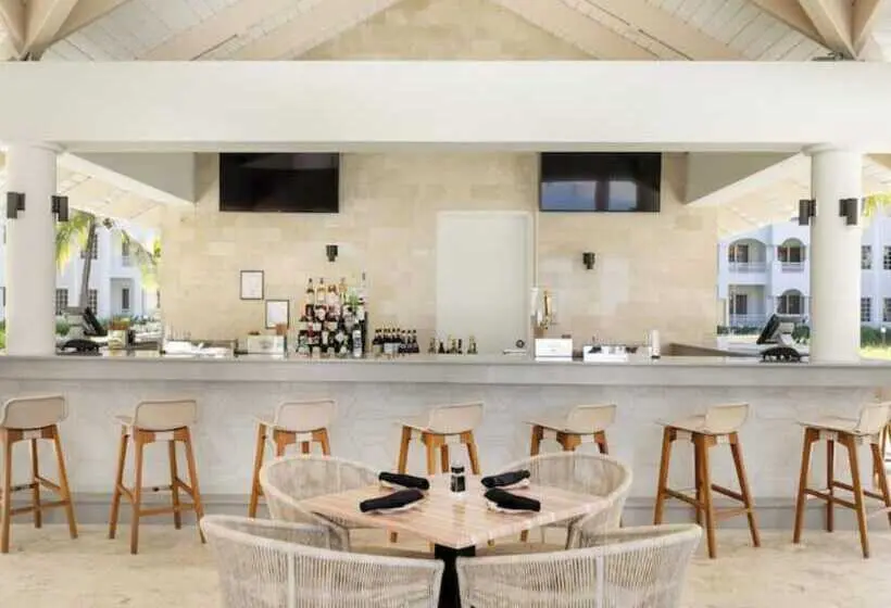 Golfside Villas