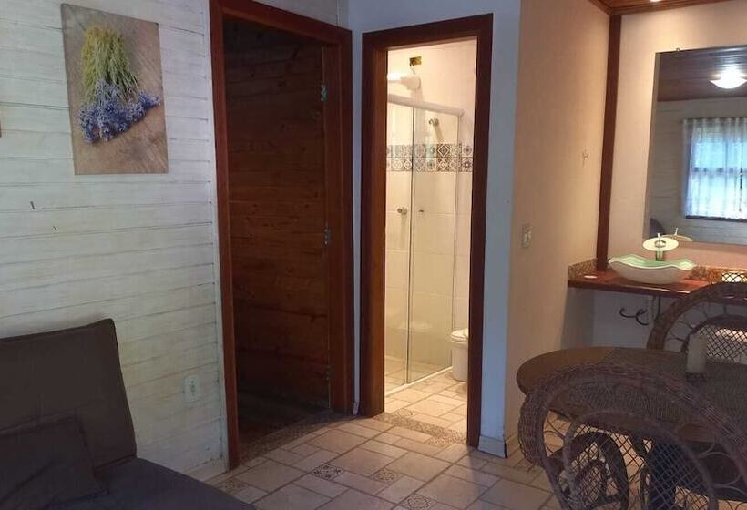 Hostal Pousada Akatu