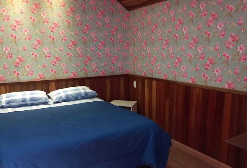 Hostal Pousada Akatu