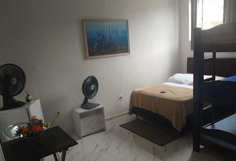 簡易ホテル Pousada Praia Grande Solemar