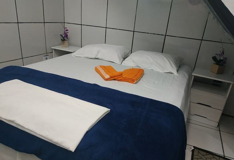 簡易ホテル Pousada Praia Grande Solemar