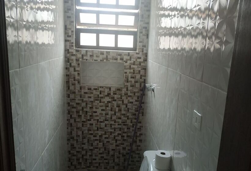 簡易ホテル Pousada Praia Grande Solemar