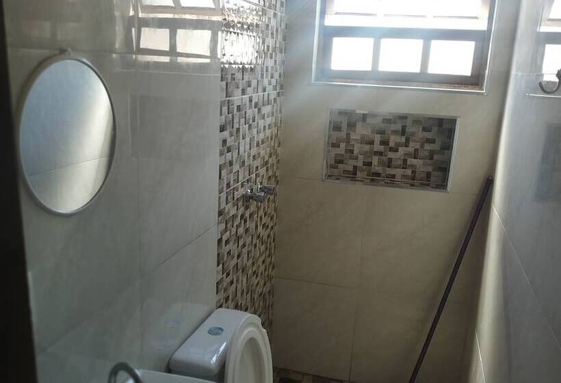 簡易ホテル Pousada Praia Grande Solemar