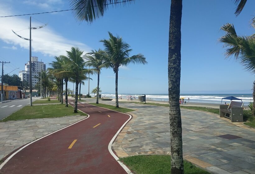 簡易ホテル Pousada Praia Grande Solemar