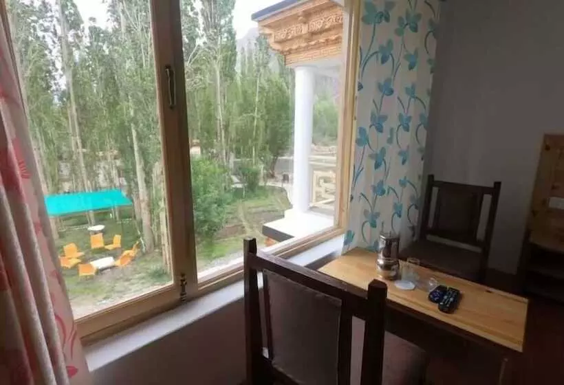 ホテル Onpo  Nubra Valley Ut