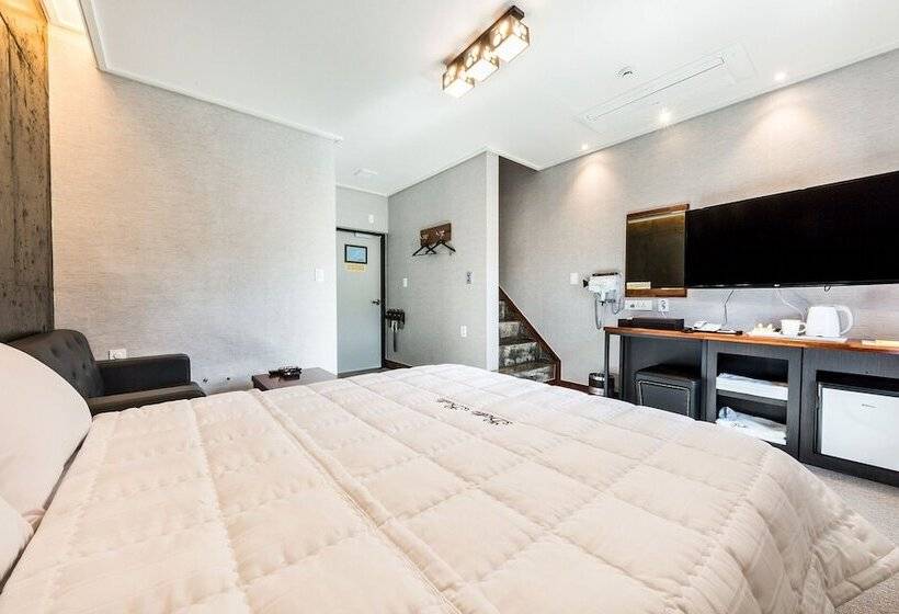 Motel Gangneung Bella