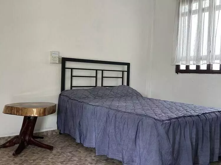 Majatalo Casa Nayeeche, Hospedaje & Dive Center