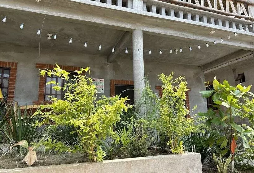 Majatalo Casa Nayeeche, Hospedaje & Dive Center