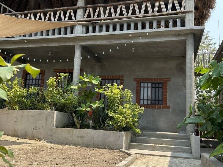 Pensjonat Casa Nayeeche, Hospedaje & Dive Center