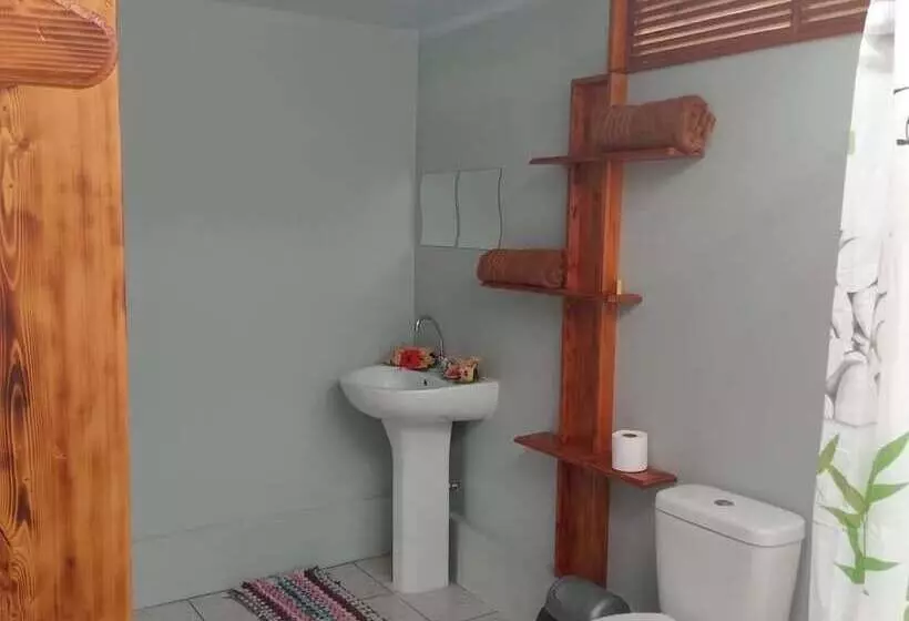 پانسیون Moorea Vaiare Lodge