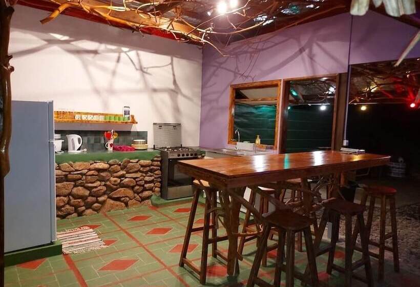 پانسیون Moorea Vaiare Lodge