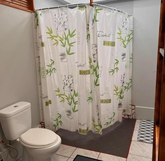 پانسیون Moorea Vaiare Lodge