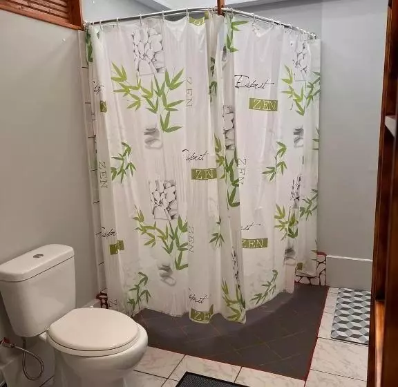 پانسیون Moorea Vaiare Lodge