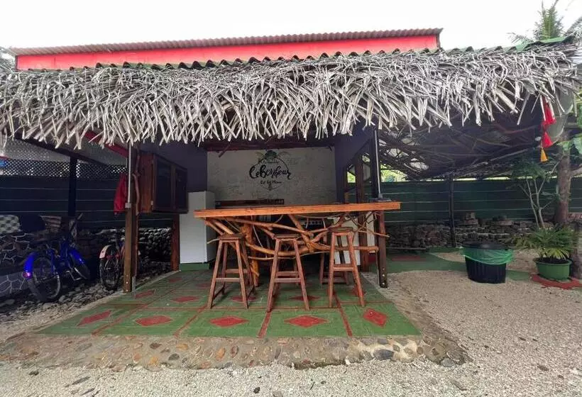 پانسیون Moorea Vaiare Lodge