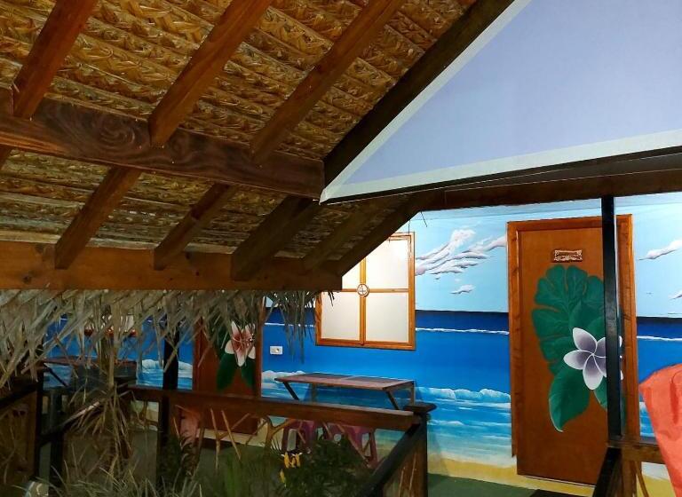 پانسیون Moorea Vaiare Lodge