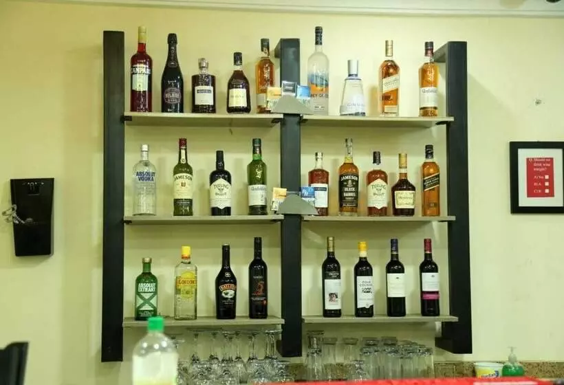 Prime 16 Hotels And Suite