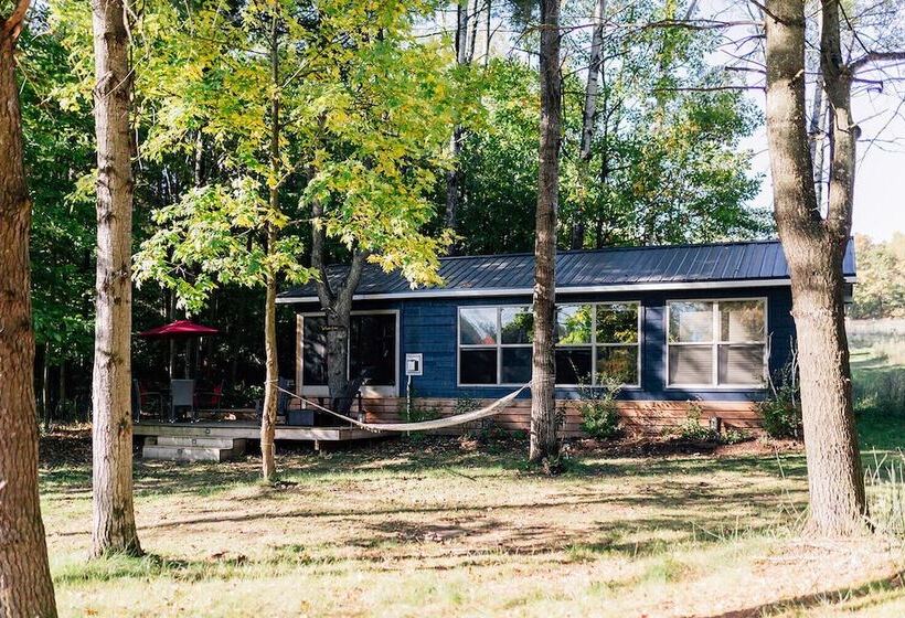 리조트 Whispering Springs Wilderness Retreat