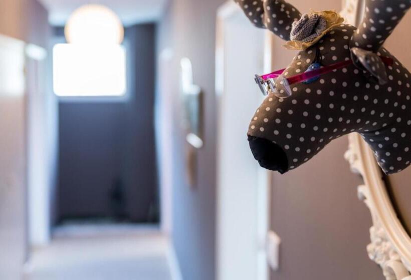 ベッドアンドブレックファースト Les Eaux Qui Rient