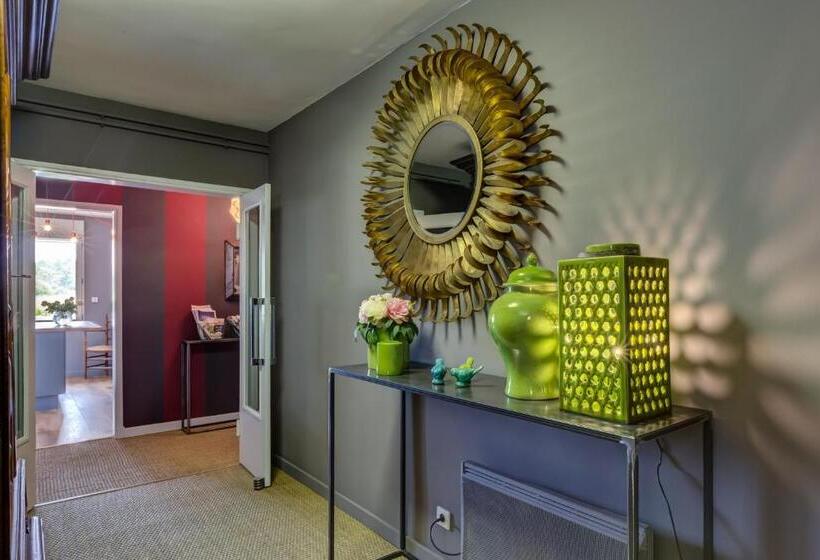 ベッドアンドブレックファースト Les Eaux Qui Rient