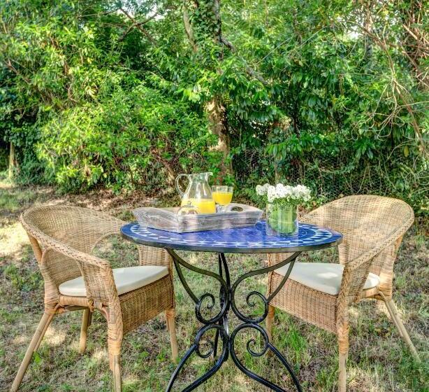 ベッドアンドブレックファースト Les Eaux Qui Rient