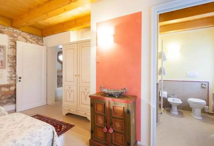 Aamiaismajoitus (B&B) Talamo Rooms