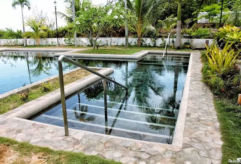 Bravo Resorts  Munting Paraiso