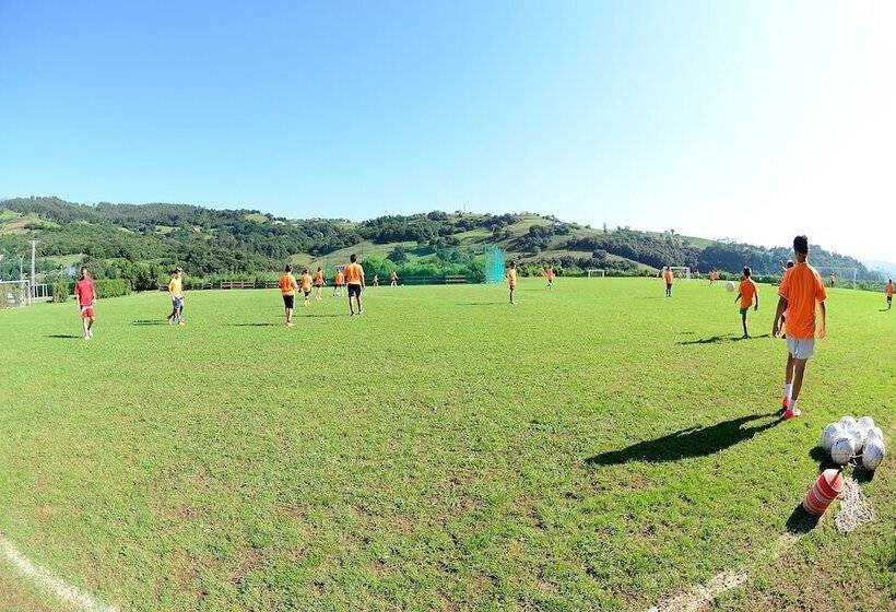 هتل Albergue Finca El Mazo