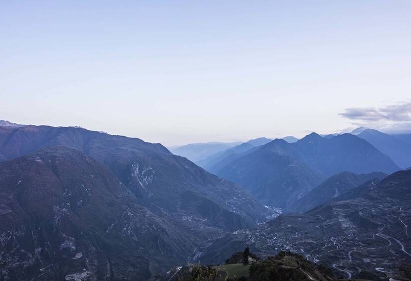 בית מלון כפרי Banyan Tree Jiuzhaigou