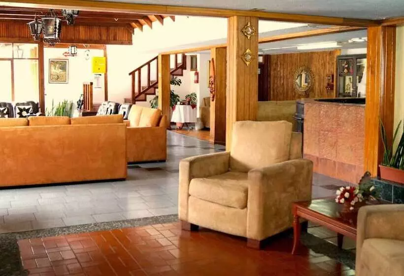 Hotelli Hosteria Casa Giralda