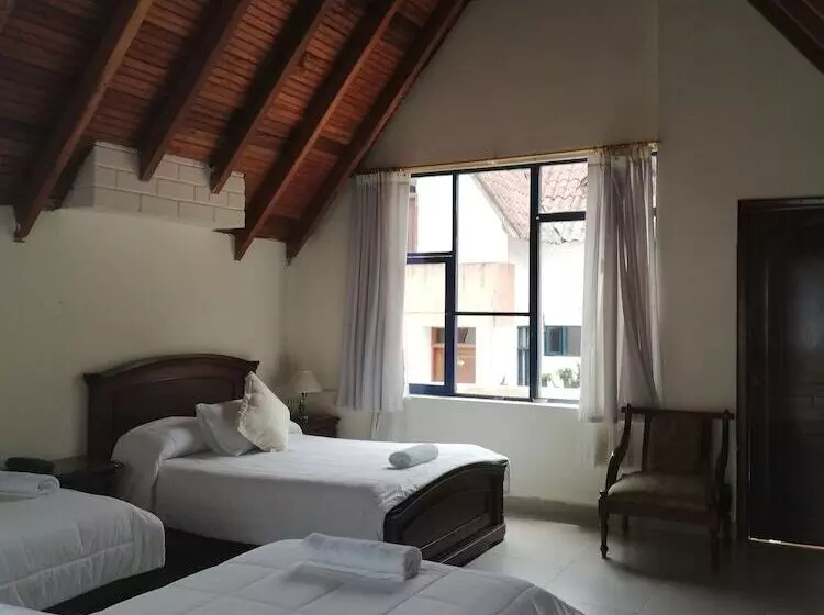 Hotelli Hosteria Casa Giralda