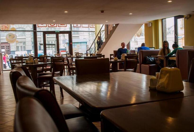 Hotel готель цісар