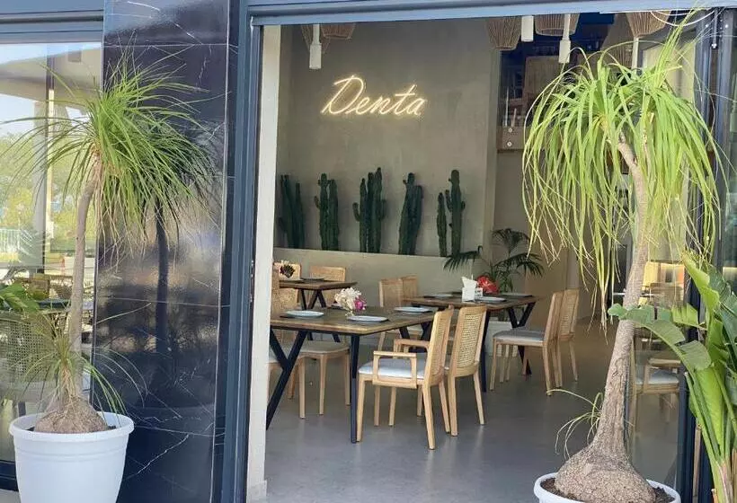 ホテル Denta