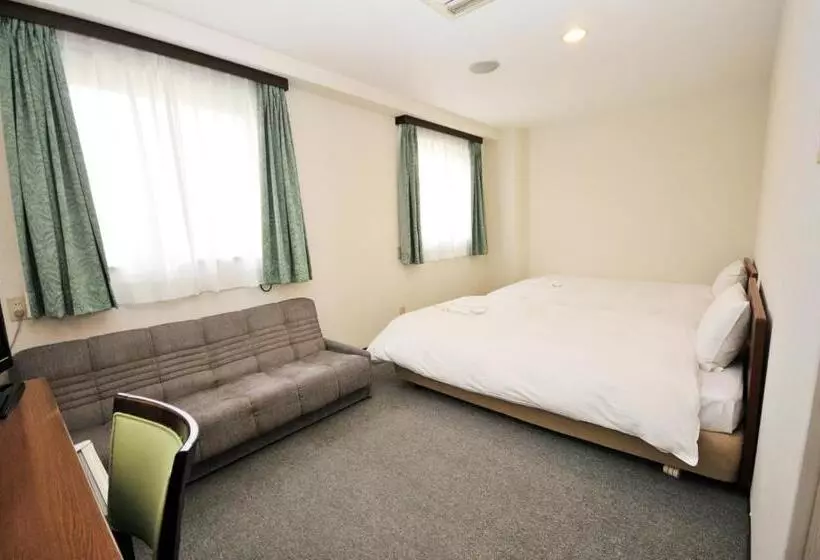 Hotel Green Line