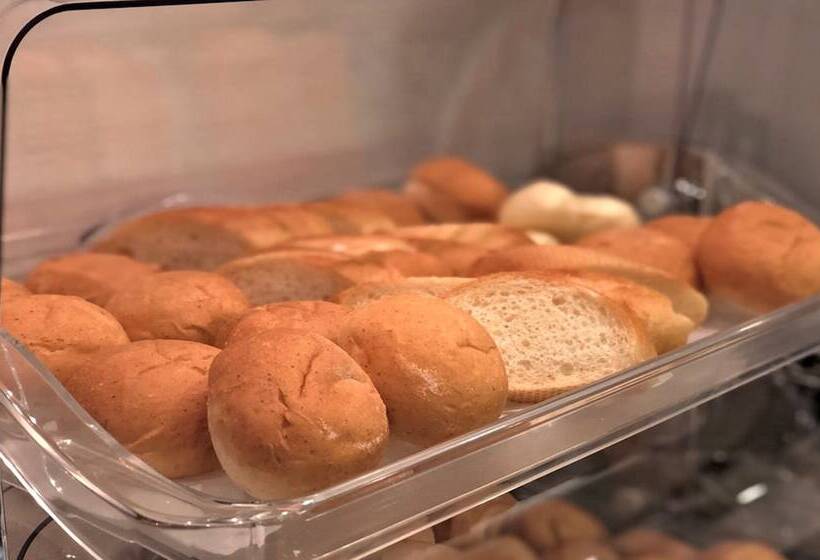 Green Rich Hotel Iwakuni Ekimae