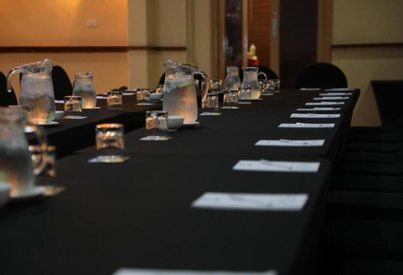 בית מלון כפרי Huon Gulf