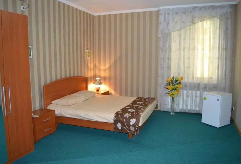 هتل Mini Chisinau