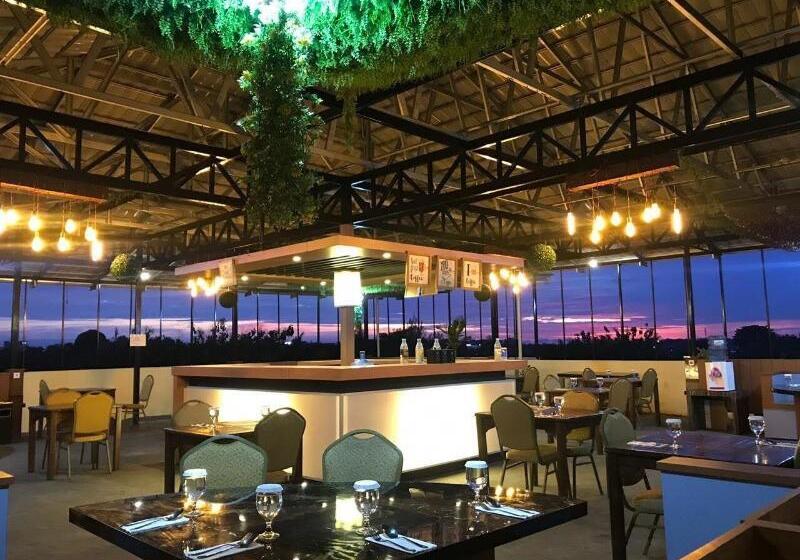 Отель New D Dhave