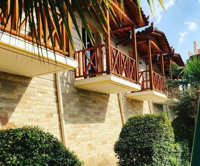 酒店 Olympia Touristic Village