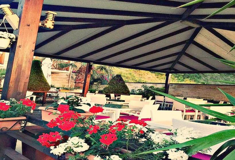 酒店 Olympia Touristic Village