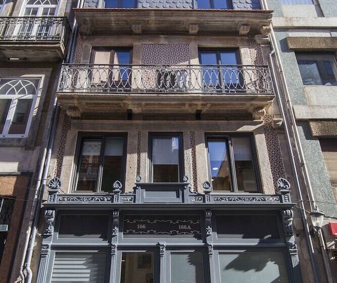 Oporto Local Studios