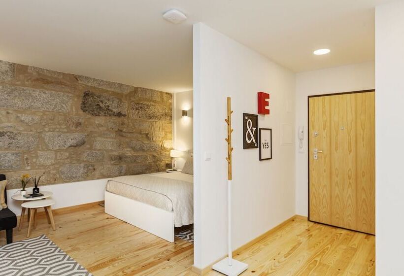 Oporto Local Studios