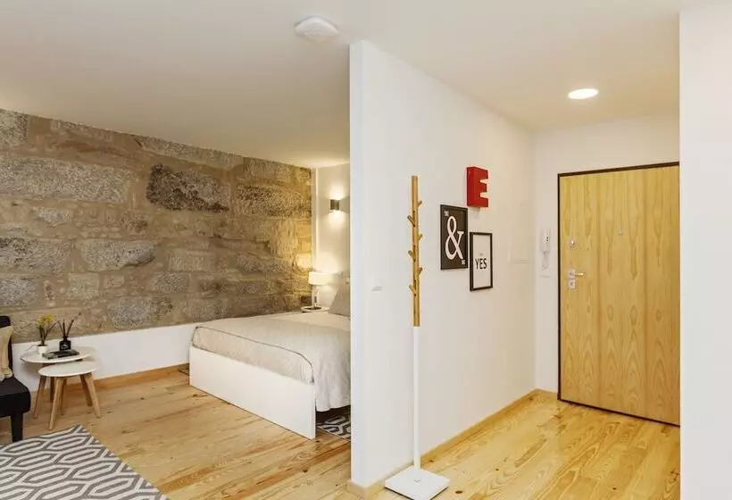 Oporto Local Studios