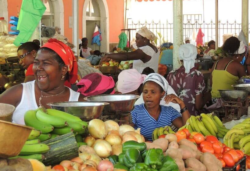 Sakaroule Bed & Breakfast