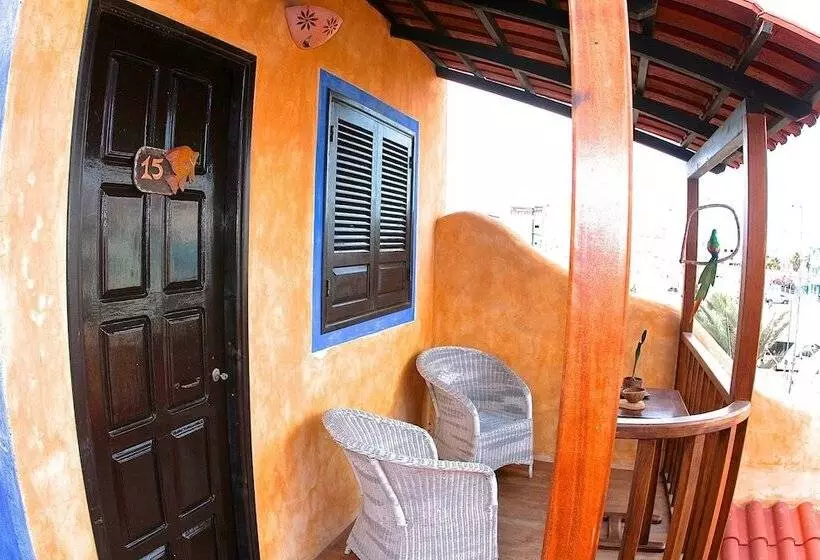 Sakaroule Bed & Breakfast