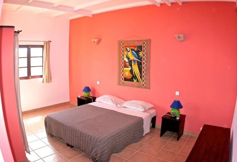 Sakaroule Bed & Breakfast