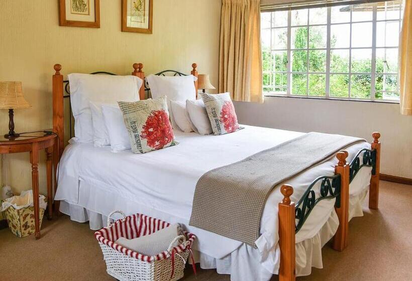 Bed & Breakfast Random Harvest Country Cottages