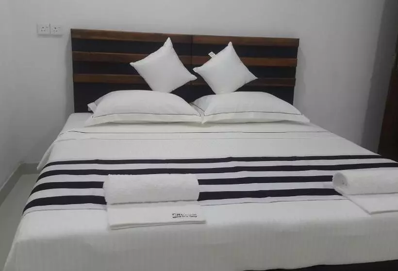 City Capital Hostel