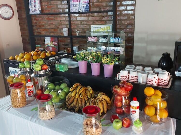 Costanera Hostel Asuncion