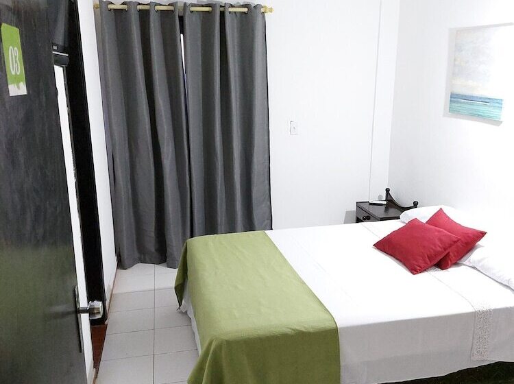 Costanera Hostel Asuncion