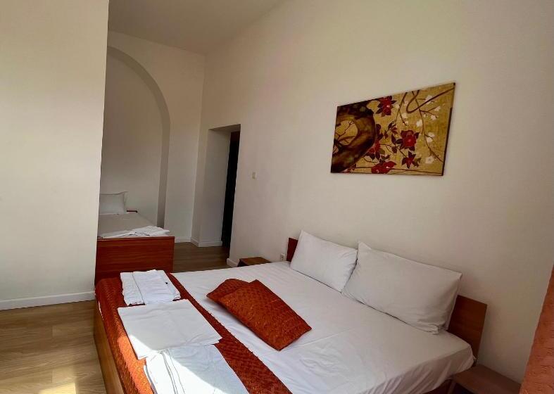Hostel Cazino Nord Rooms